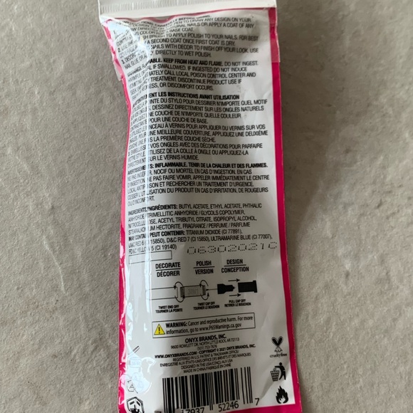 BNWT Sassy+Chic 3-in-1 Nail Art Pens- Blueberry Scented - Picture 7 of 7